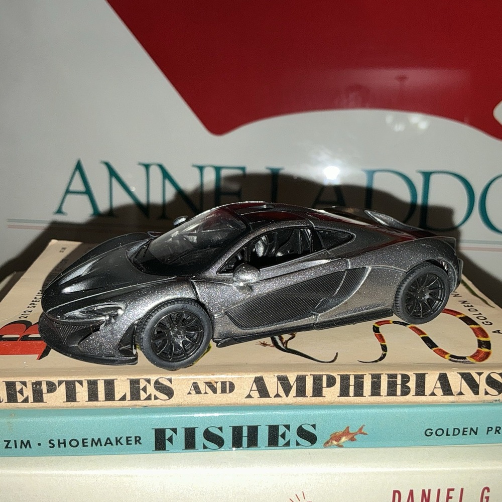 Kinsmart McLaren‎ P1 Silver 1:36 Die Cast Collectable Kt5393 Toy Car